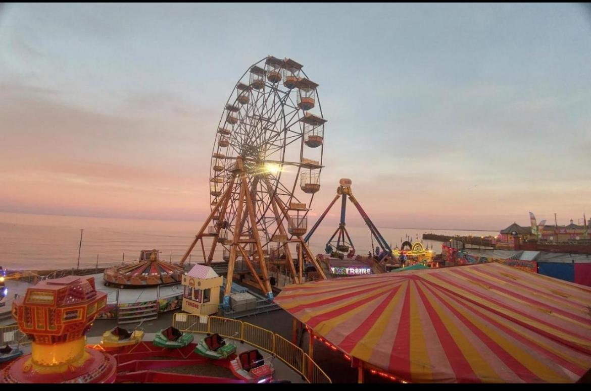 Sea Front Apartment With Massage Shower Netflix Great Location Bridlington Εξωτερικό φωτογραφία